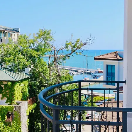 Appartamento “централ” /