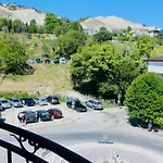 Apartman “централ” / *