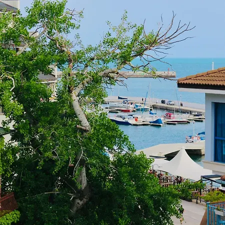 “централ” / Apartment *